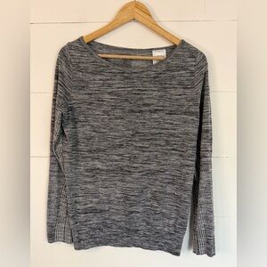 Nike Women's Black and Gray Long Sleeve Dri-Fit Top Size M